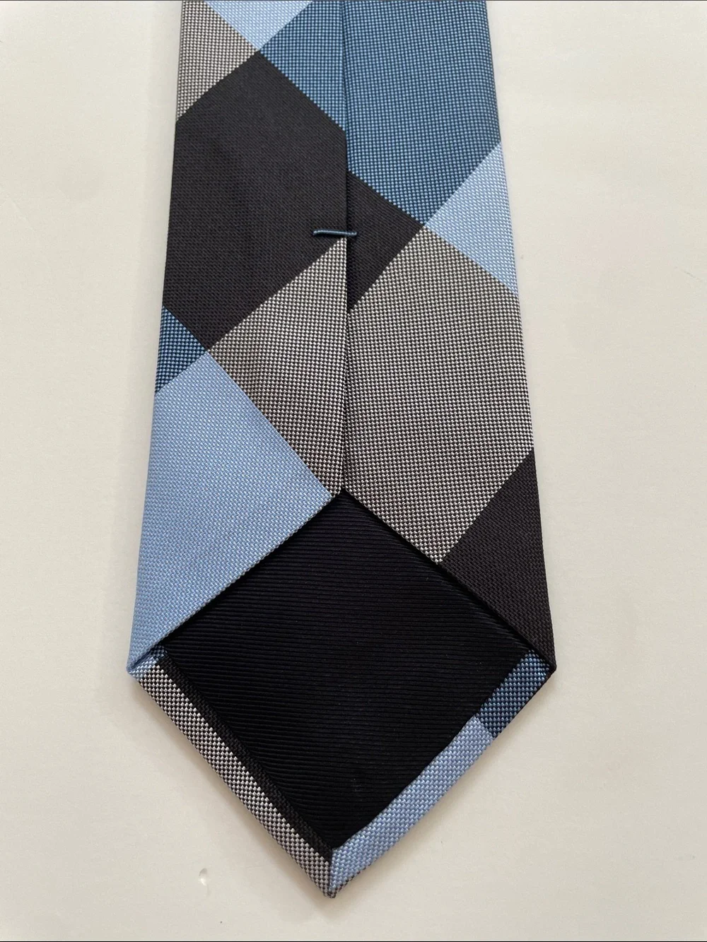 Burberry sophisticated silk